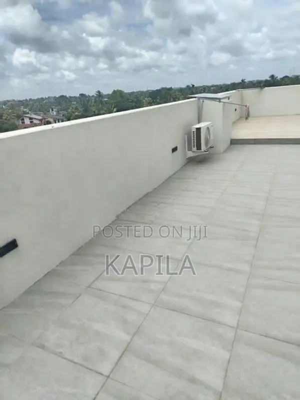 Roof Top Space For Rent in Thalahena, Malabe