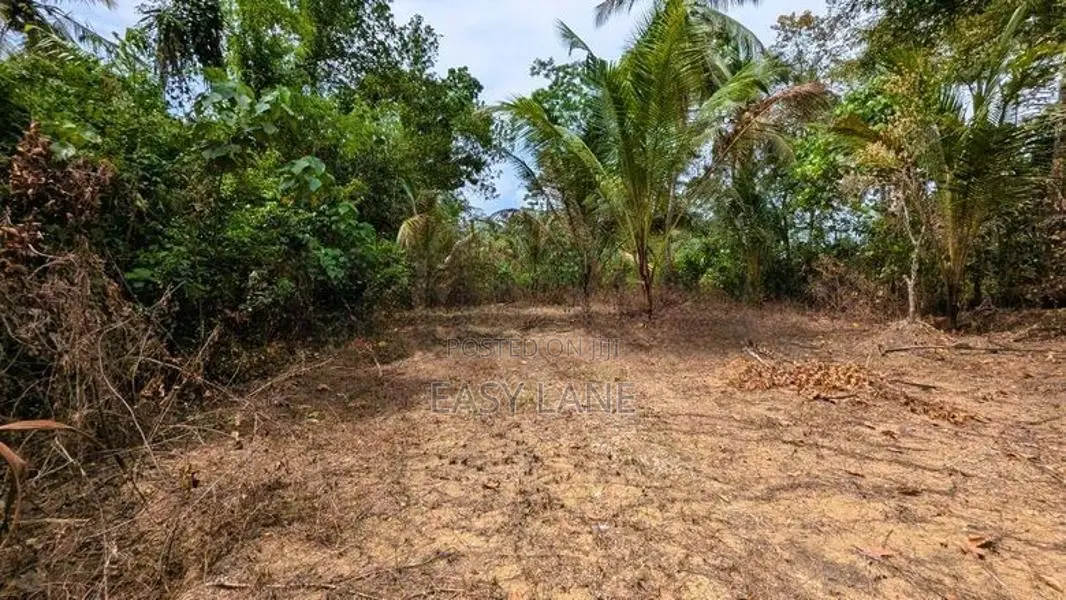 ඌරාපොල – බෝපැත්තෙන් වටිනා බිම් කොටසක් වහාම විකිණීමට