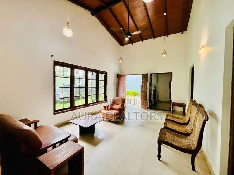 House for Rent in Thalawatugoda (P-191)