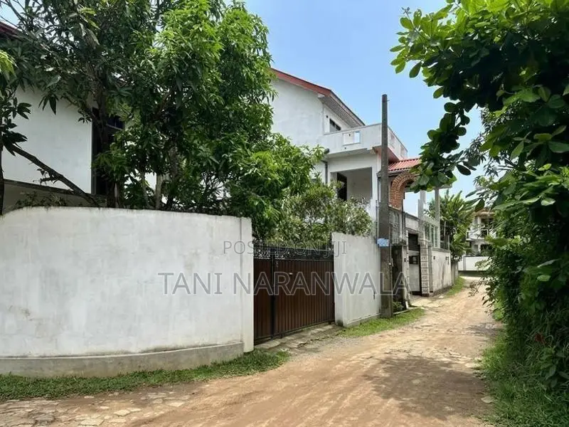 Land for sale in Angoda