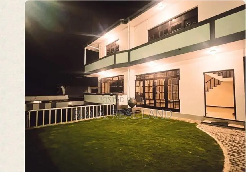 Premium House for Sale Baththaramulla