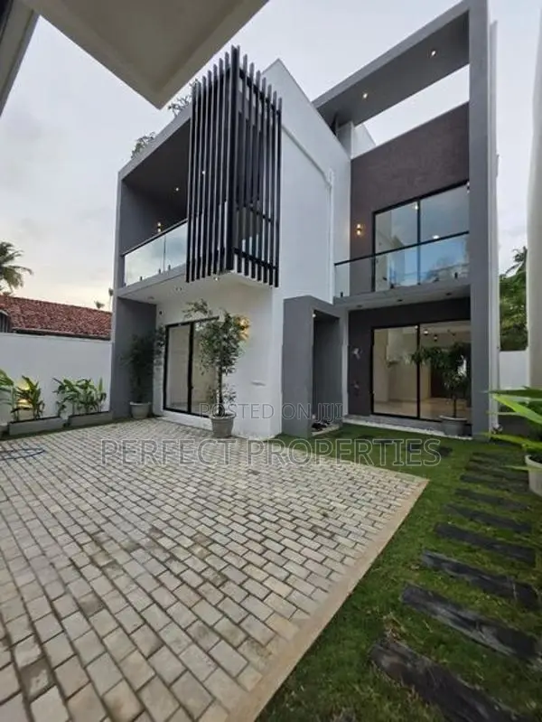 Modern Box Type House for Sale-Wattala 75m Main Road