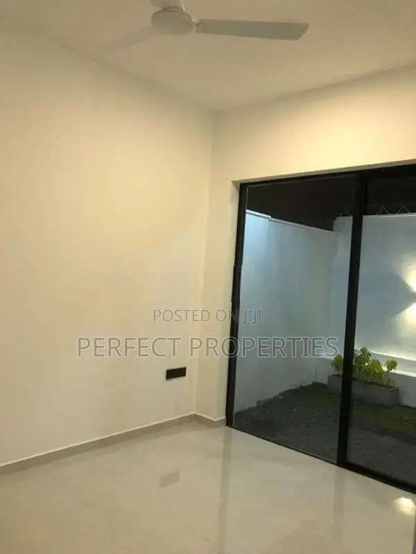 Modern Box Type House for Sale-Wattala 75m Main Road