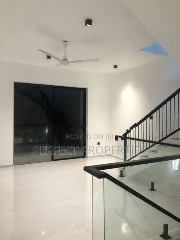 Modern Box Type House for Sale-Wattala 75m Main Road
