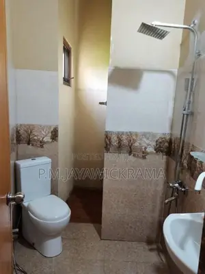 Fully furnished Room for Rent in Thalawathugoda