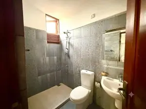 Near Pelawaththa Junction - 4 Bed Luxury House for Rent