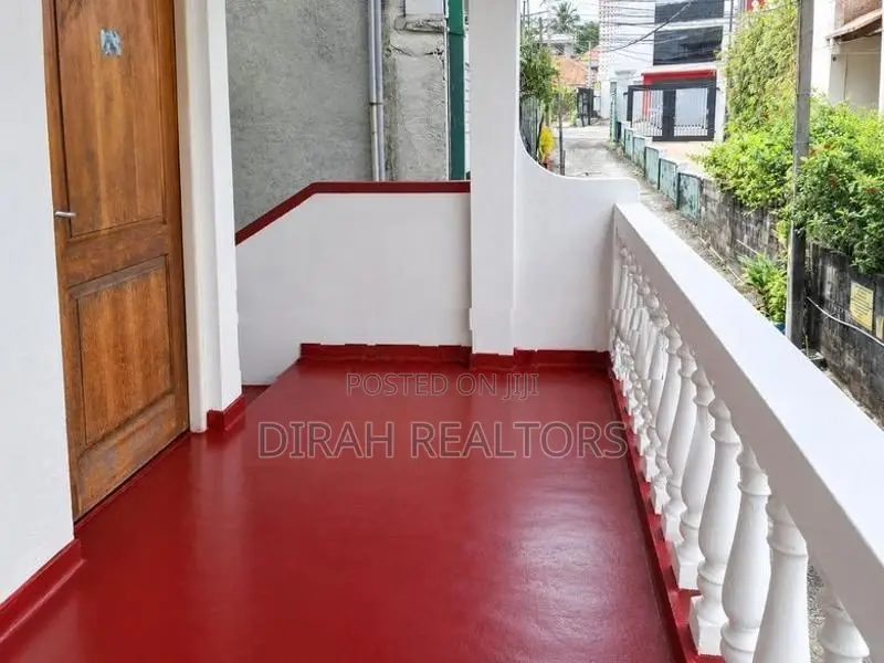 4BR First Floor House for Rent - Nugegoda (ZR-0020)