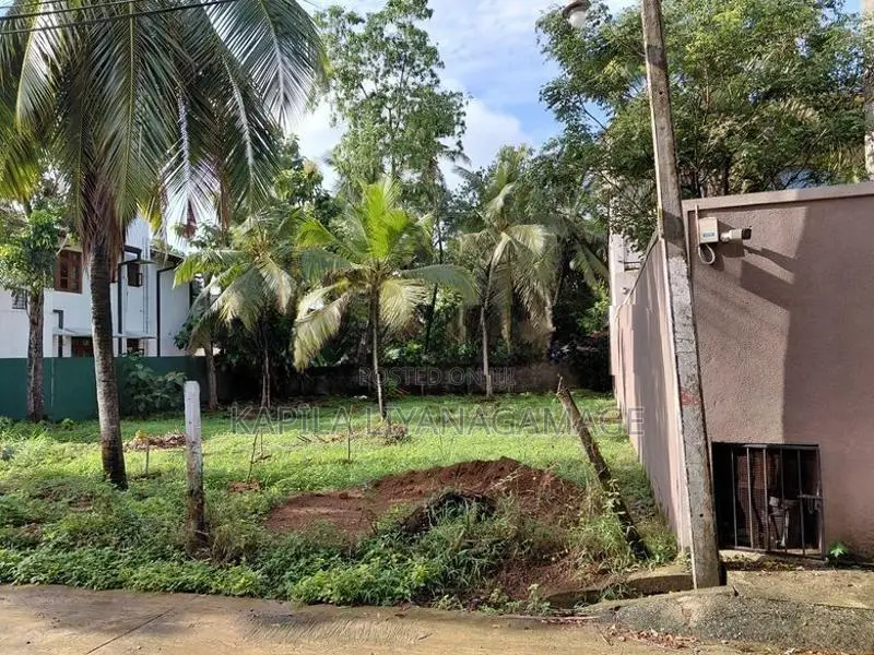 Kiribathgoda Land for Sale