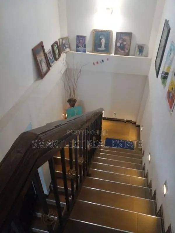 valuable property in pinnawala
