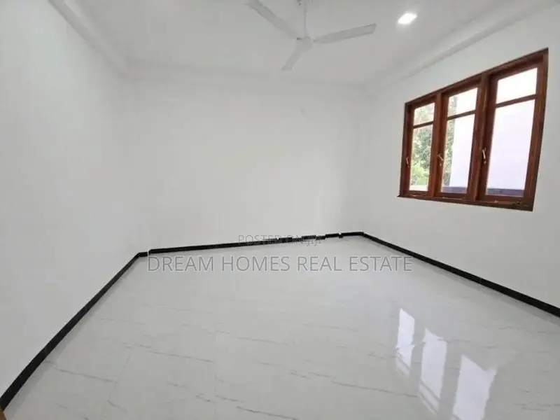 Architect-Designed Brand New Modern House for Sale Kottawa