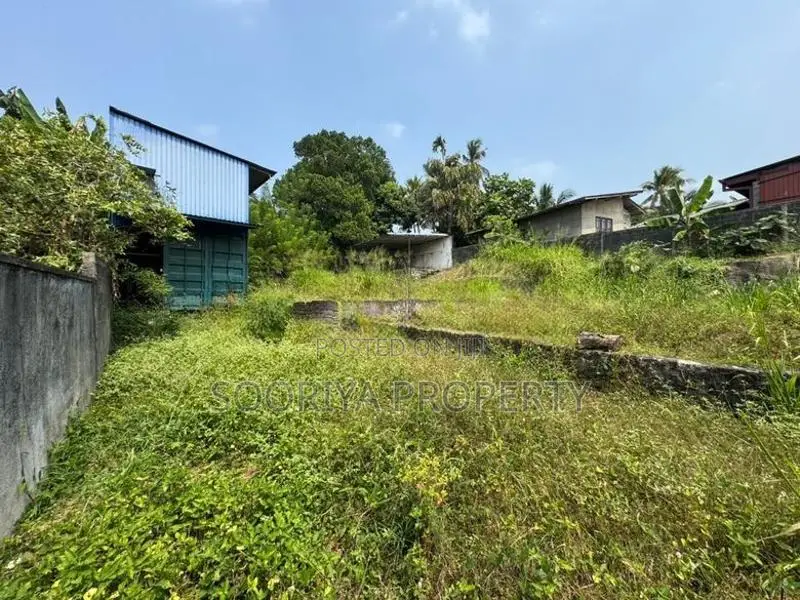 37 Perches Commercial Land for Sale in Maharagama