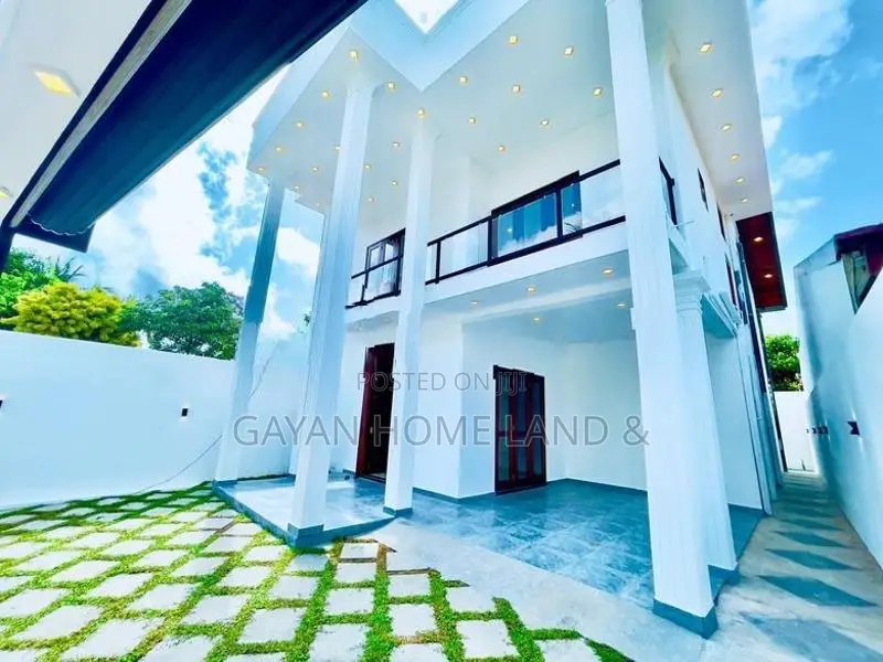 Brand New Superb Quality House in a Close To The Bypass Road