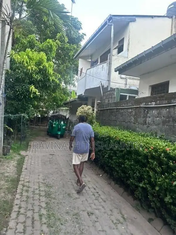 House For Sale In Kerawalapitiya Road, Wattala