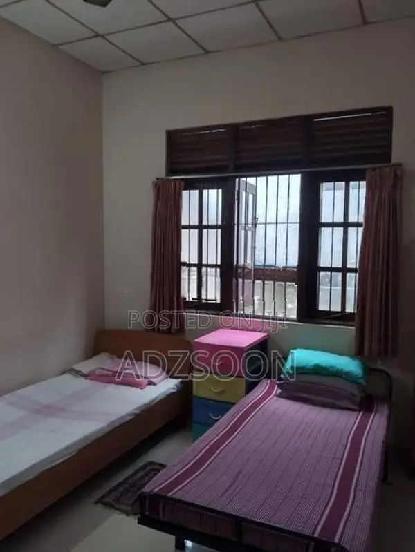Boarding Room for Rent - Kadawatha Town (Gents Only)