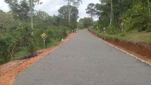 අම්බලන්ගොඩ බටපොල පාරට ලගින් බිම් කොටස්
