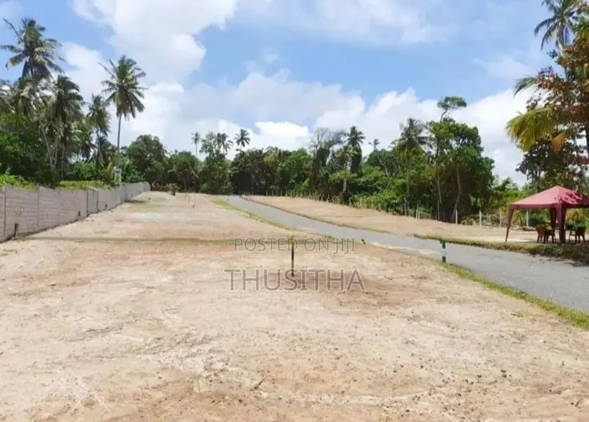 Valuable Land for sale at Kadawatha