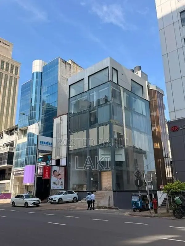 Prime Commercial Showroom for Rent — Colombo 03
