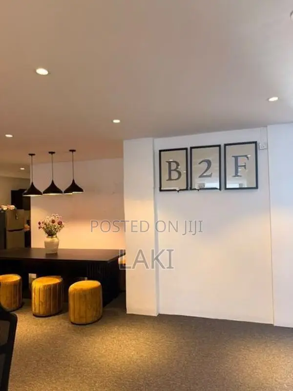Prime Commercial Showroom for Rent — Colombo 03