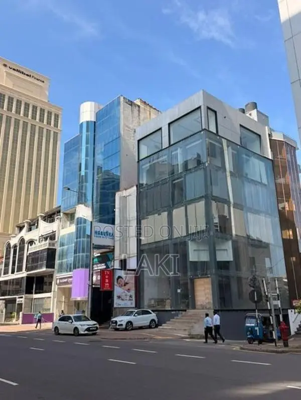 Prime Commercial Showroom for Rent — Colombo 03