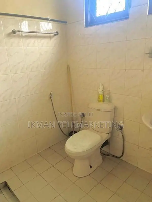 Boarding rooms for Working Girls – Moratuwa