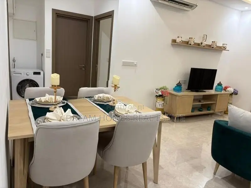 Apartment with Ocean Lotus Tower Views in Colombo 15