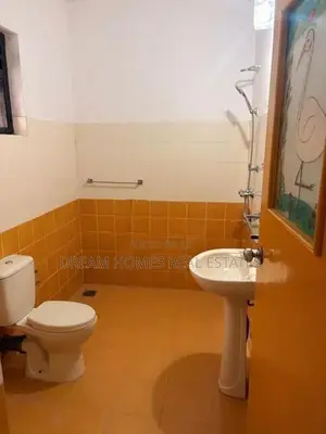 Two-Story Two-Unit House for Sale – Siddamulla