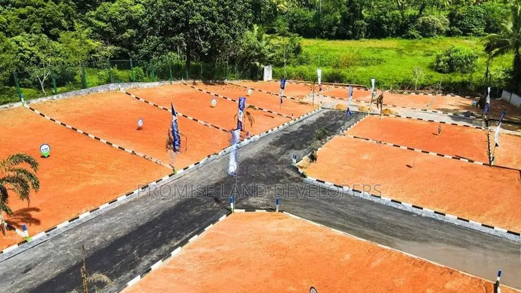 Land for Sale in Athurugiriya Ariyana Resort Near H37