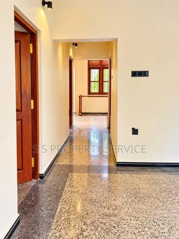 Modern House for Rent in Dickwella (sspr-306)