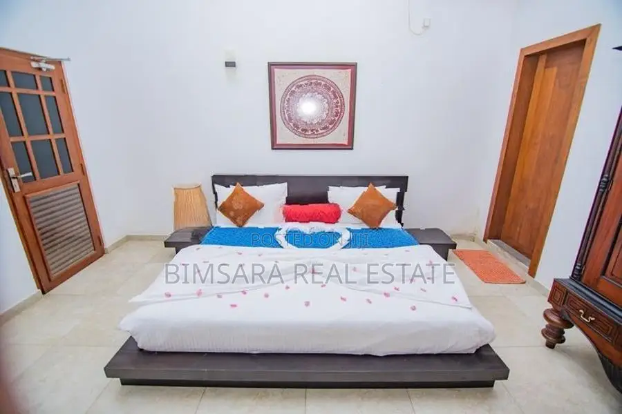 Hotel,Restaurant & Banquet Hall for 450Guests Sale in Matara|LC1036