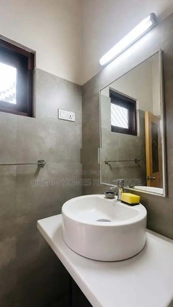 House with Land for Sale – Malabe