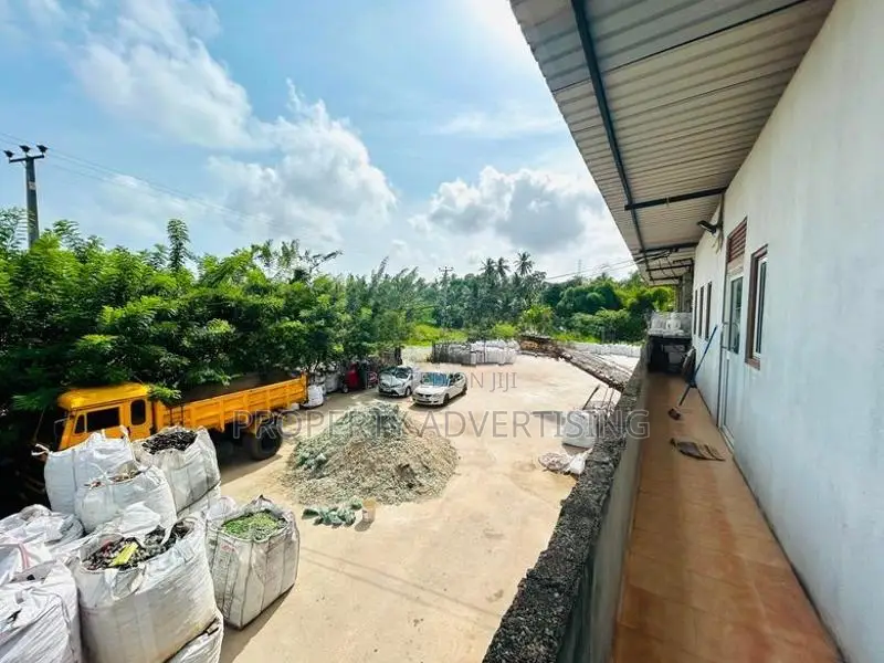 Ja-Ela - 100-Perch Industrial Land with Office Building for Sale