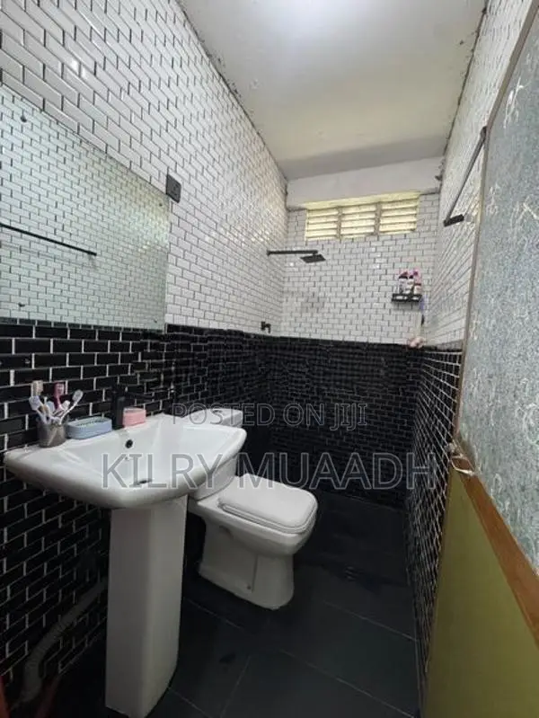 House For Sale Colombo 14 (Apartment - 3rd Floor)