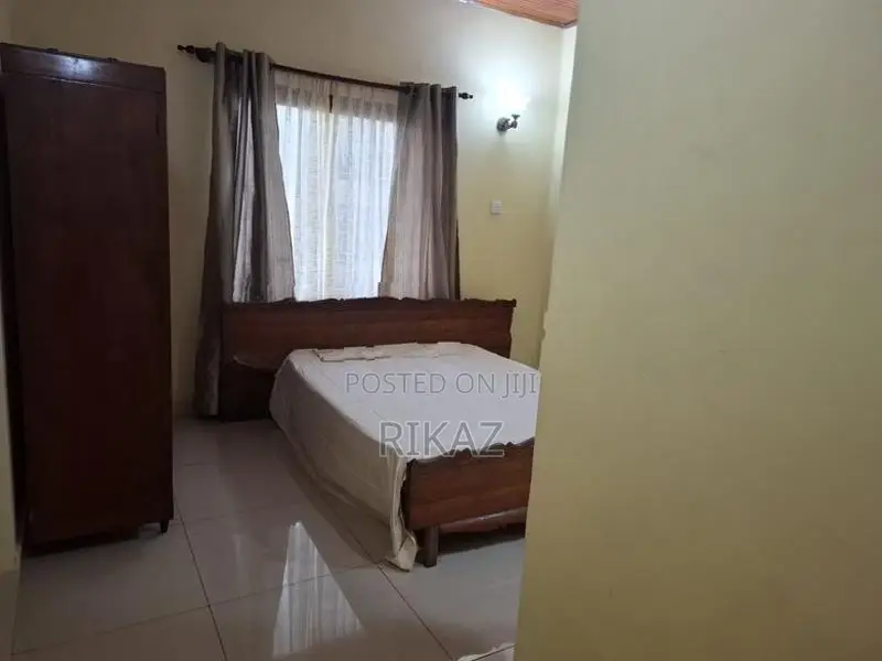 Fully Furnished Apartment for Rent in Colombo 4