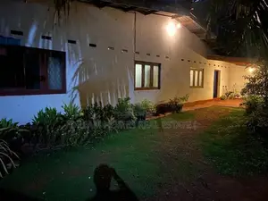 House with Land for Sale – Kotte