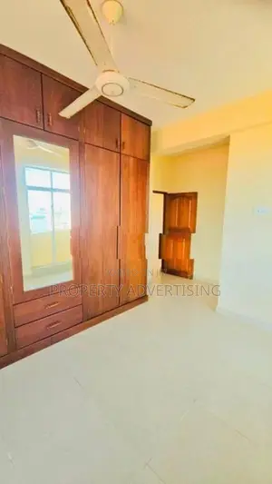 Colombo 04 Apartment for Sale – Steps from Galle Road & Marine Drive