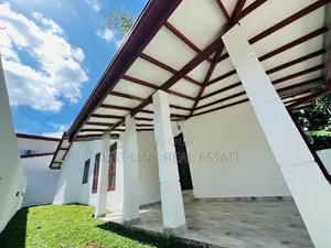 Brand New Single Story House For In Kadawatha