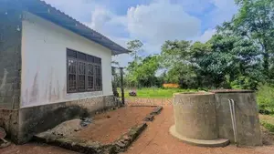 පාදුක්ක නගරයෙන් අංගසම්පූර්ණ නිවස