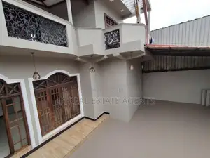 Three-Storey House for Sale in Wellampitiya