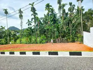 Super Precious Land For Sale In Kiriwaththuduwa Faceing To 280 Road