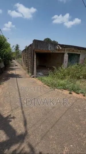Hospital Road Facing Land for Sale at Tellipalai