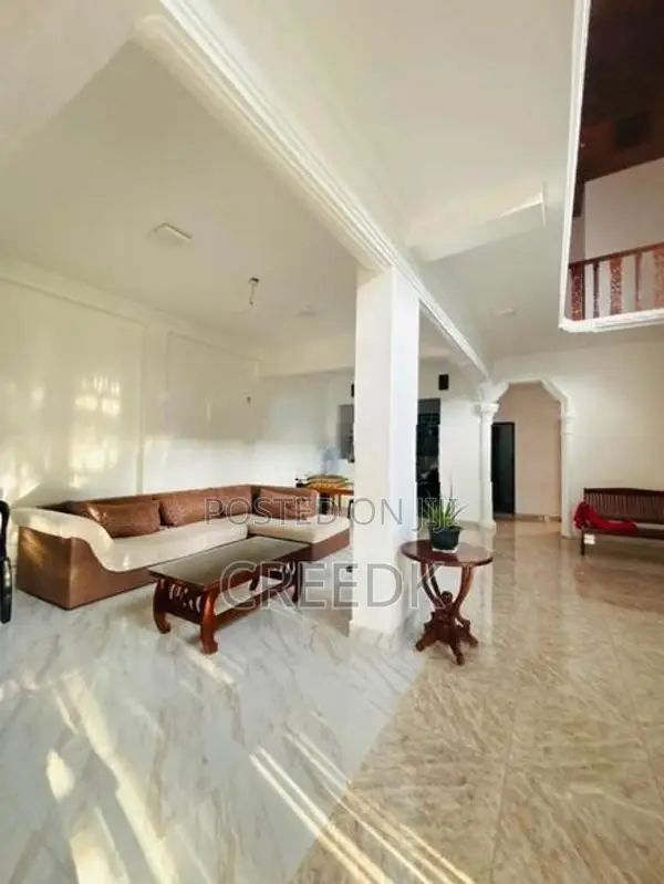 80 Perches Luxury House For Sale In Dankotuwa