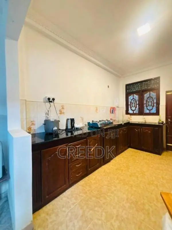 80 Perches Luxury House For Sale In Dankotuwa