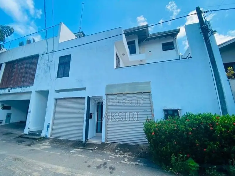 Luxury Modern Solar Electricity House Rent Rajagiriya Lake Drive Road