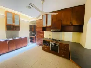Luxury Modern Solar Electricity House Rent Rajagiriya Lake Drive Road