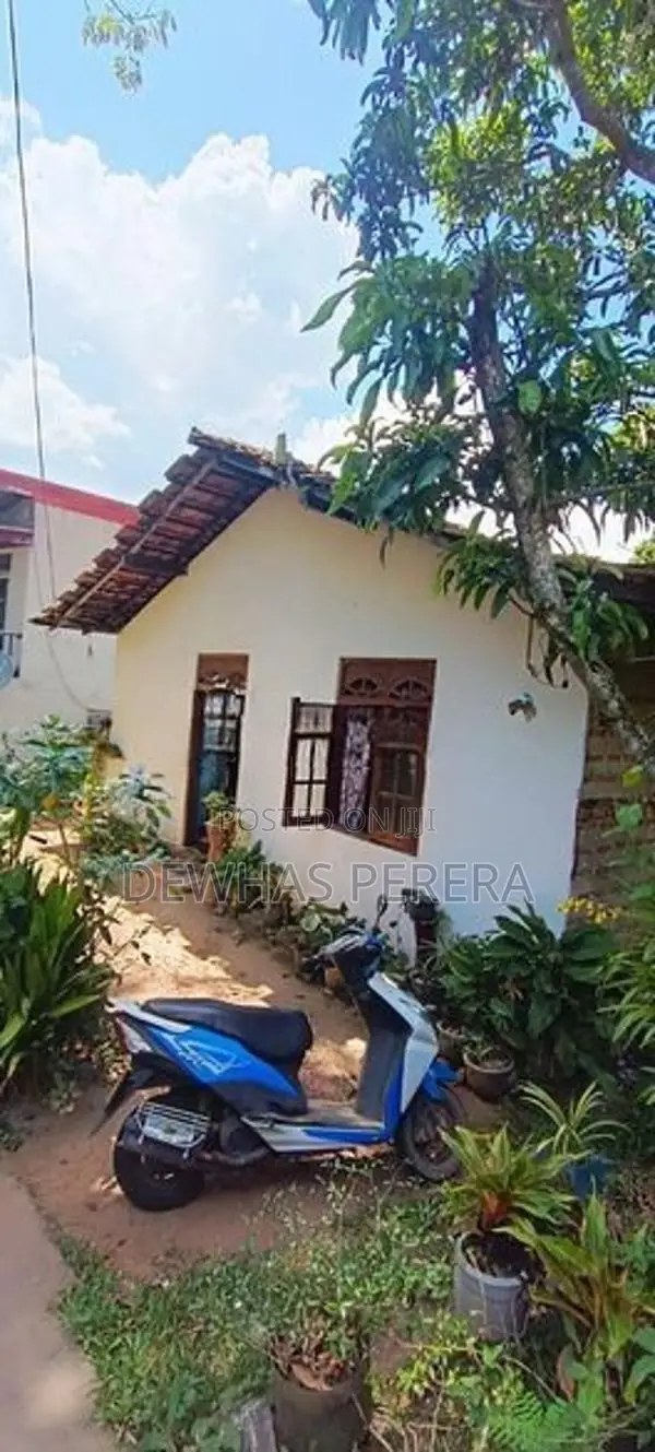 quick sale house dolahena road kapuwagara batgama kandana
