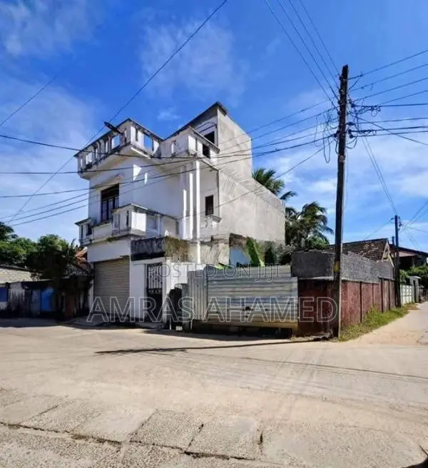 House with Land for Sale Valaichenai