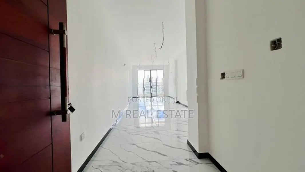 03 Bedrooms Luxury New Apartment Sale In Wellawatte, Colombo 06