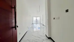 03 Bedrooms Luxury New Apartment Sale In Wellawatte, Colombo 06