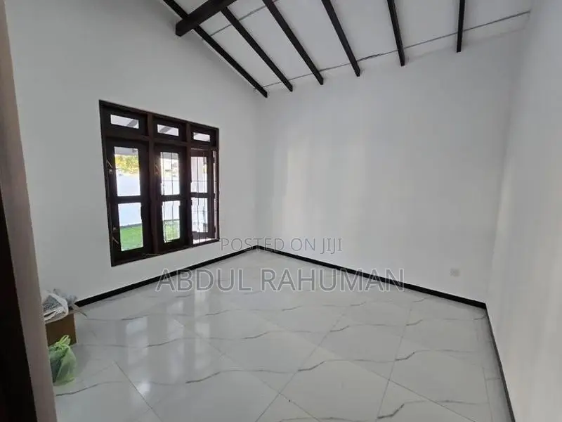 Luxurious 7 Bedroom Rooms Battaramulla Junction