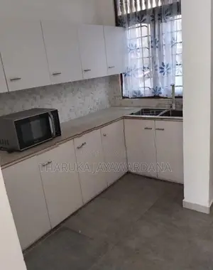 2nd Floor Unit for Rent Embuldeniya